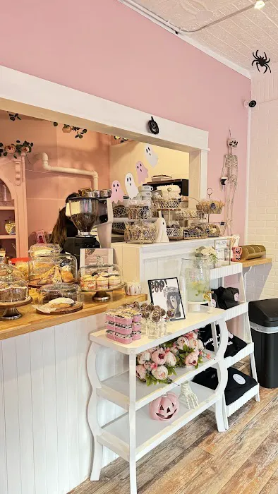 Sweet Lizzie's Bake Shop Picture 1