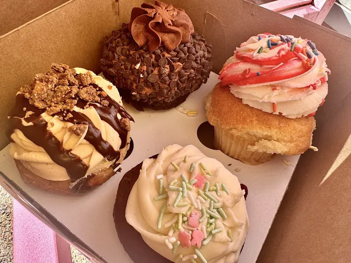Marti's Cupcakes & More Picture 4