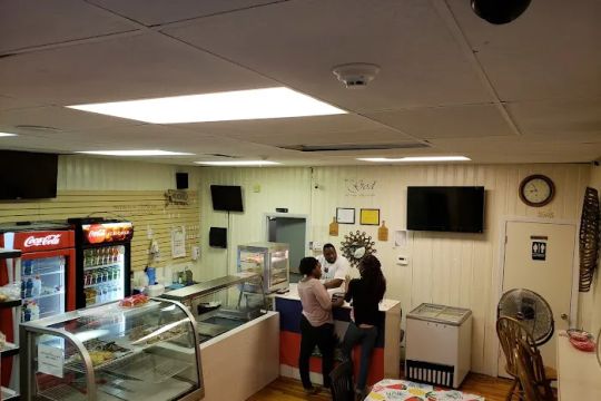 Petit Bakery