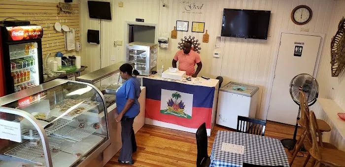 Petit Bakery Picture 4