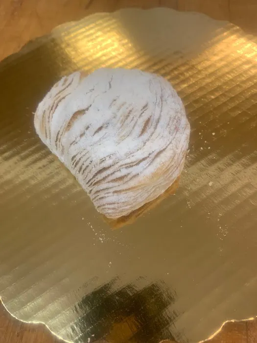 Borrelli's Bakery Picture 5