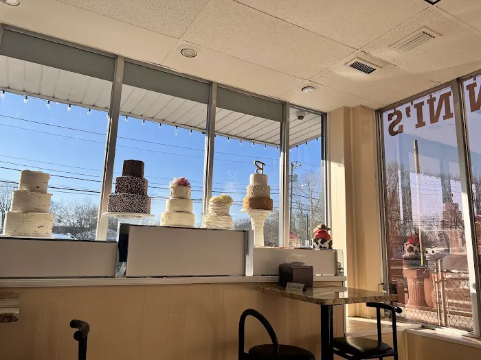 Giovanni's Bakery Picture 8