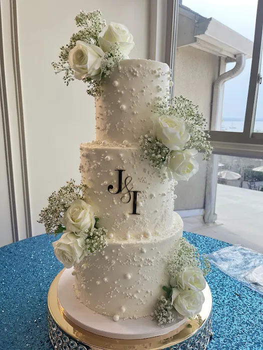 Amy Cakes LLC Picture 5
