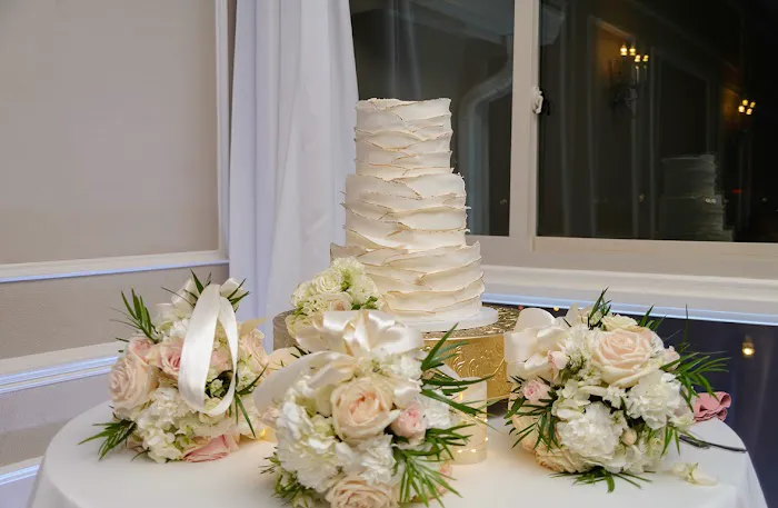 Amy Cakes LLC Picture 4