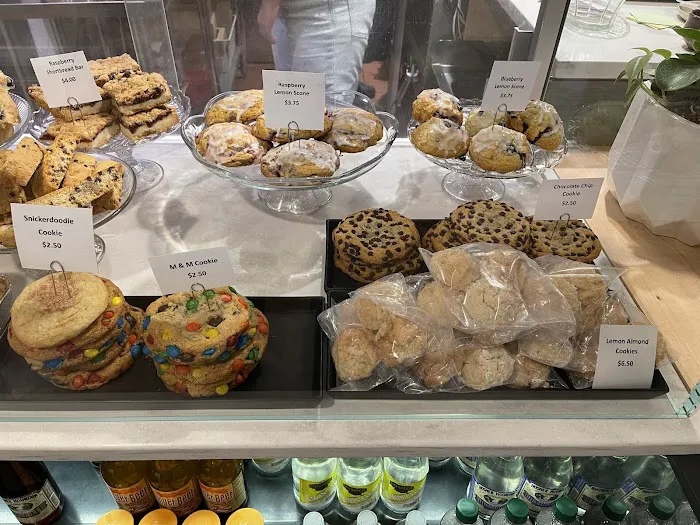 Bloom Bake Shop Picture 1