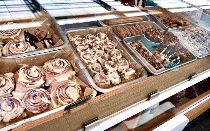 Cinnabon Picture 3