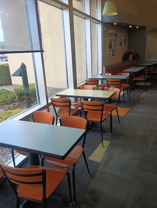 Between Rounds Bakery Sandwich Café Picture 4