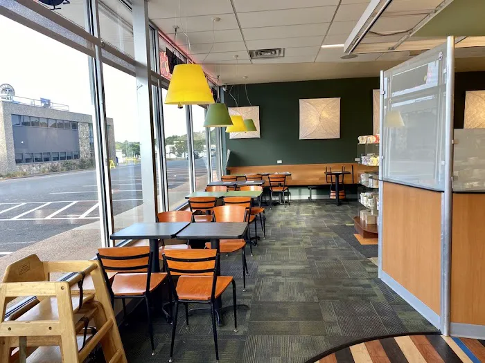 Between Rounds Bakery Sandwich Cafe Picture 8