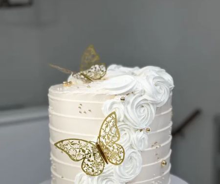 Creations By Joely - Bizcocho Dominicano