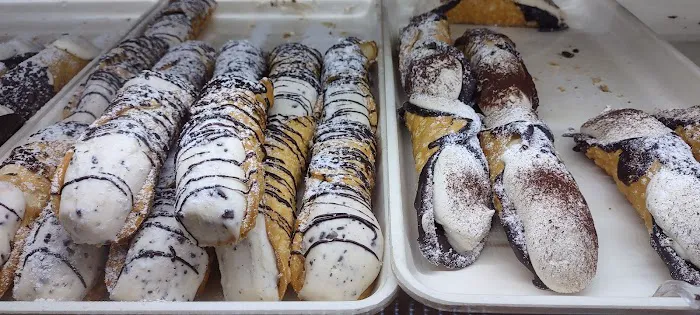 Pastry Land Bakery Picture 1