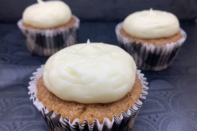 ShewBread Cakes