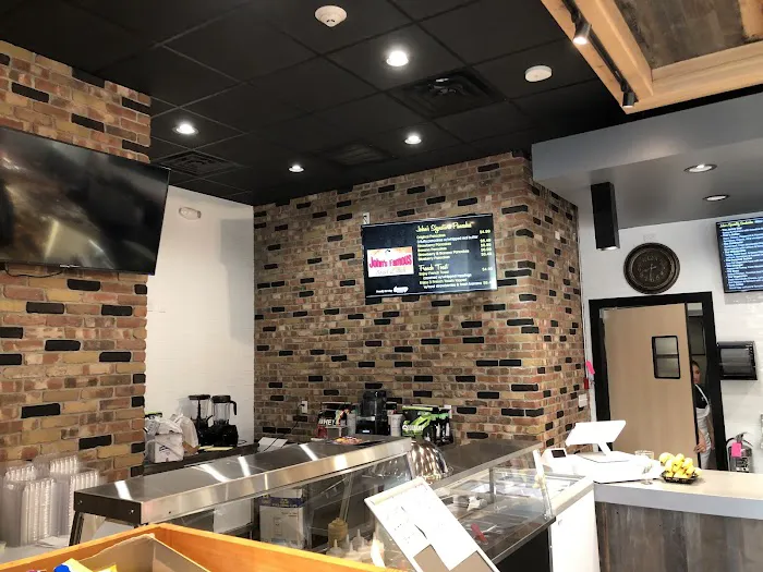 John's Famous Bagels & Deli Picture 3