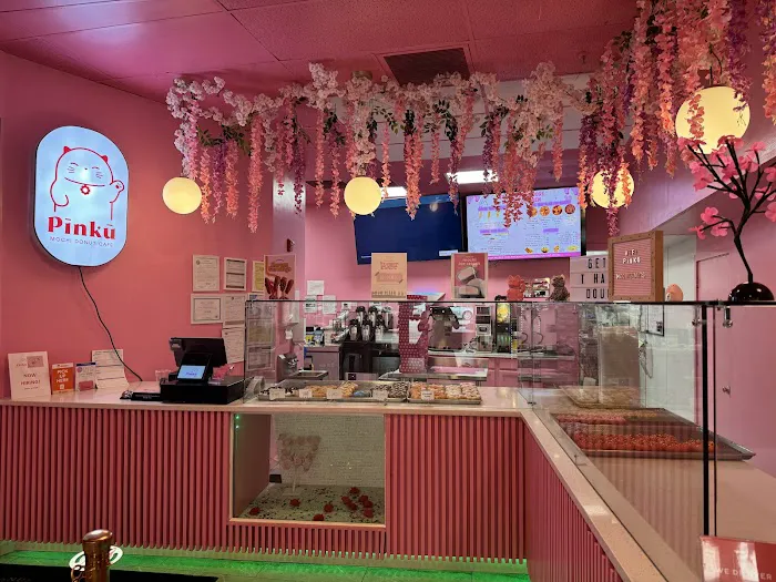 Pinku Mochi Donut Cafe Picture 9