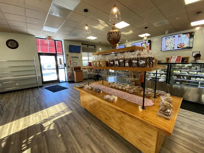 Fratelli's Bakery & Cafe Picture 3