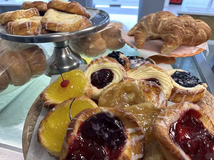 Colonial Bakery Picture 6