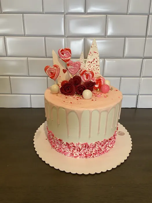Chelle’s Signature Cakes Home bake Picture 1