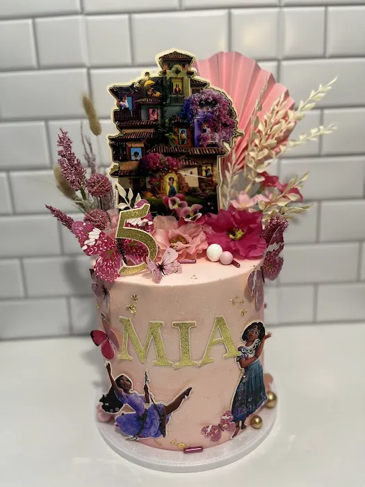 Chelle’s Signature Cakes Home bake Picture 5