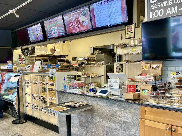 Kettle Bagels & GRILL #1 (Queen Street Location) Breakfast & Lunch & Dinner Picture 7