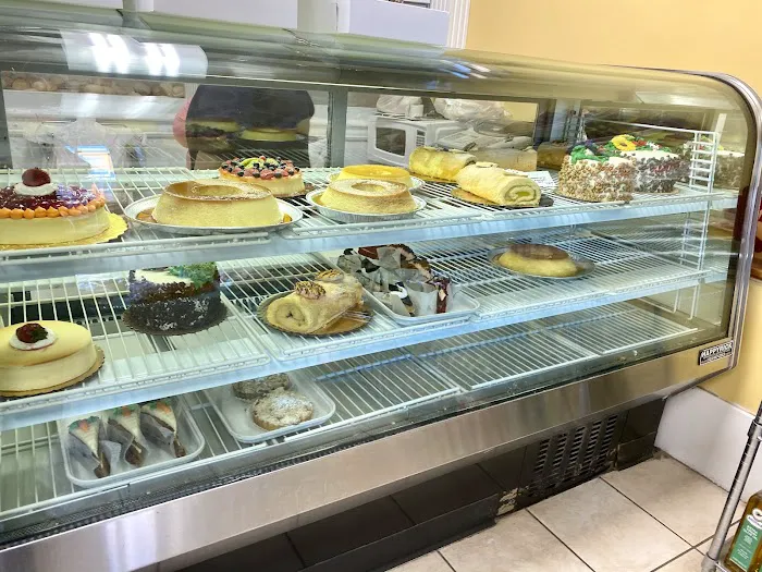 Abrantes Bakery & Pastry Shop Picture 4