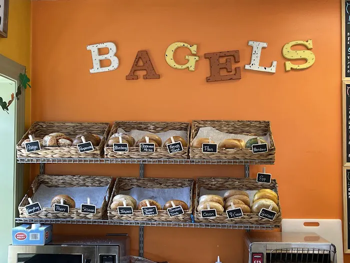 Lou's Bagel Nook Picture 5