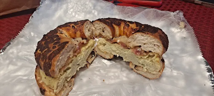 Lou's Bagel Nook Picture 6