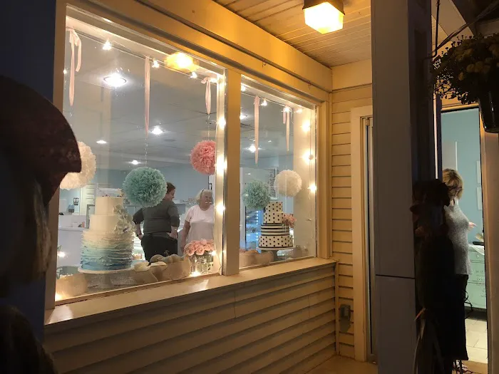 Ivy and Lace Bake Shop LLC Picture 3