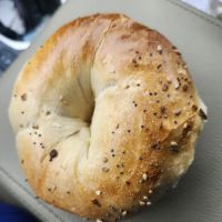 Ami's Crispy Bagels & Deli ico