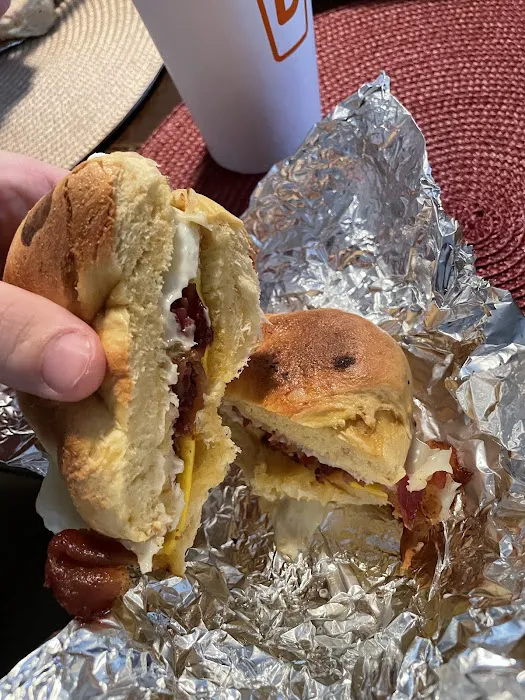 Ami's Crispy Bagels & Deli Picture 5