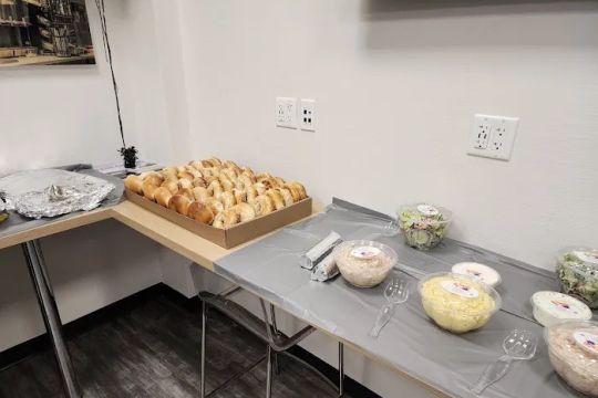 Eli's Bagel Shop