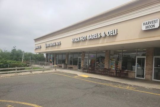 Nyack Hot Bagels and Deli