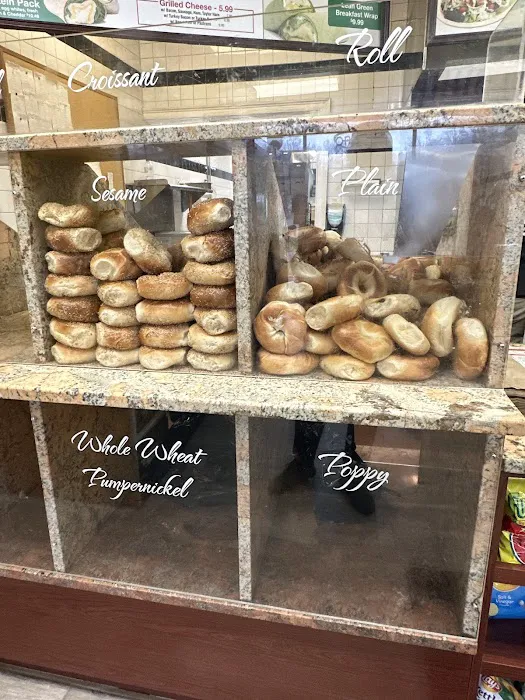 Nyack Hot Bagels and Deli Picture 5