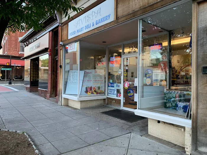 Avispa Food Mart Deli & Bakery Picture 3