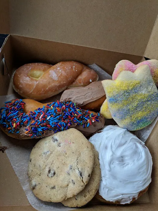 Continent Bakery Picture 5