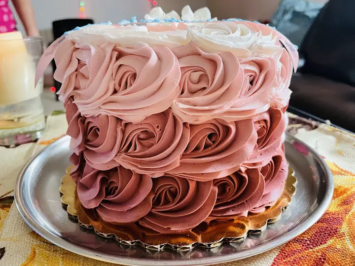 White's Bakery & Cafe Picture 2
