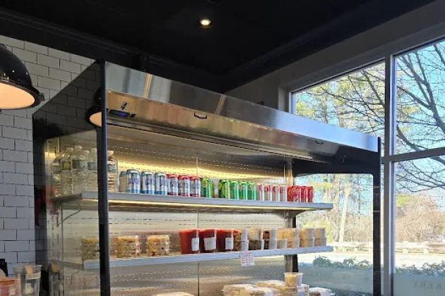 White's Bakery & Cafe