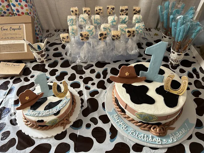 Art's International Bakery Picture 6
