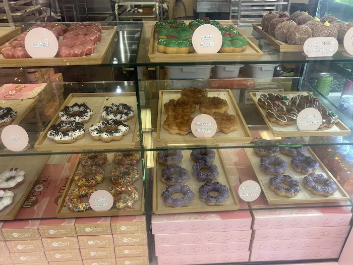The Mochi Donut Cafe&Bakery Picture 5
