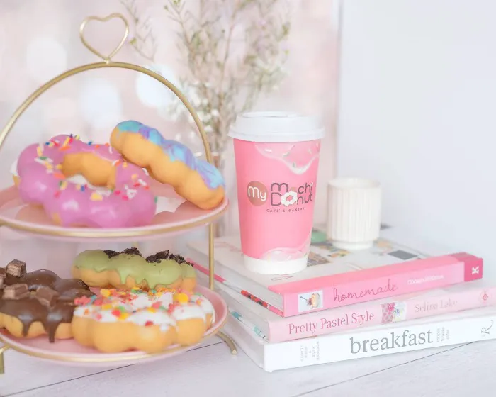 The Mochi Donut Cafe&Bakery Picture 9