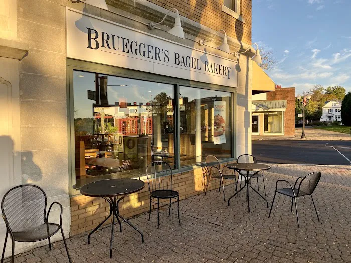 Bruegger's Bagels Picture 5