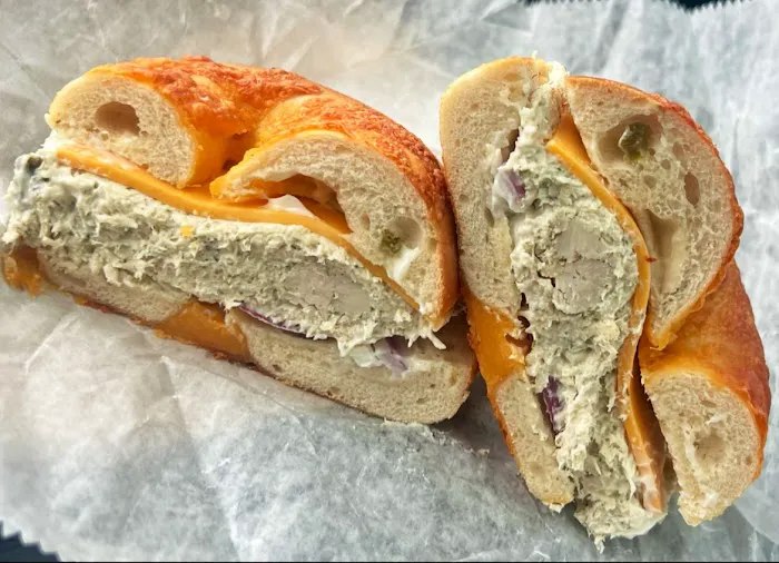 Isaac's Bagel Cafe Picture 3