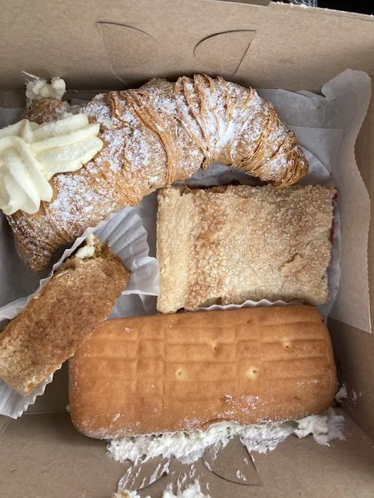 Sugarz Bakery Picture 9