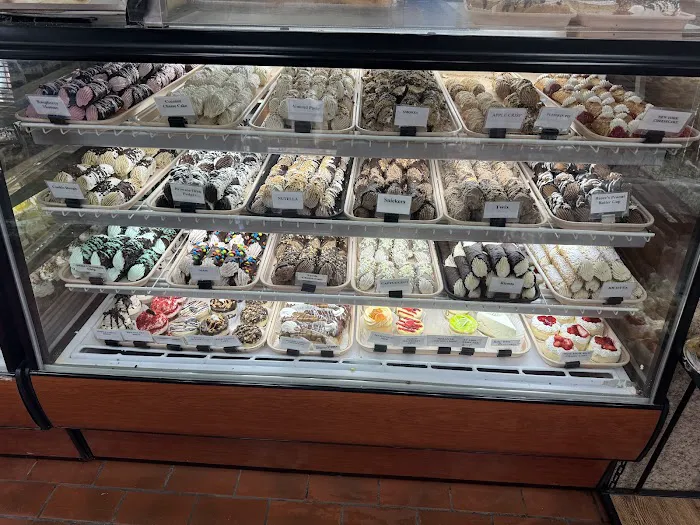 Russo Pastry Shop Inc Picture 5