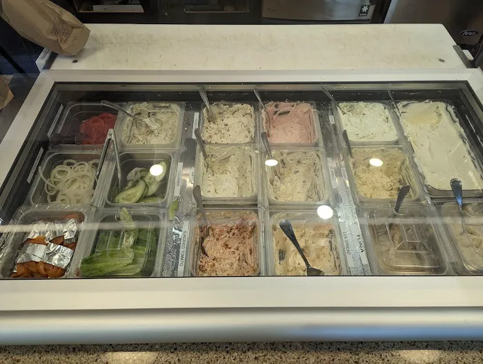 Alex's Bagel Shop Picture 10
