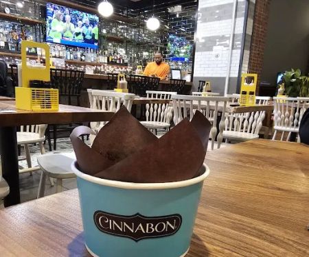 Cinnabon