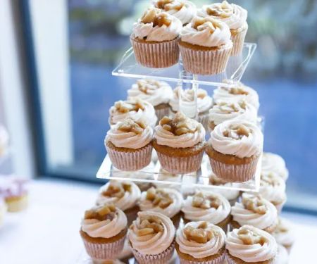 Sweetness and Honey Bakery