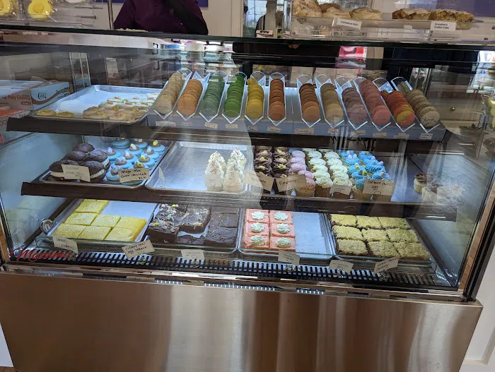Sweetness and Honey Bakery Picture 10