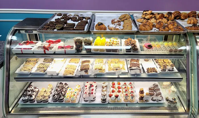 Raynham's Cake Diva Picture 1