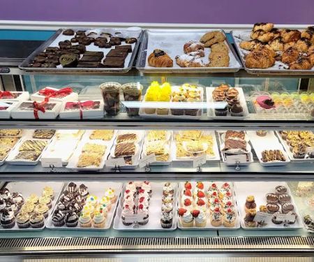Raynham's Cake Diva