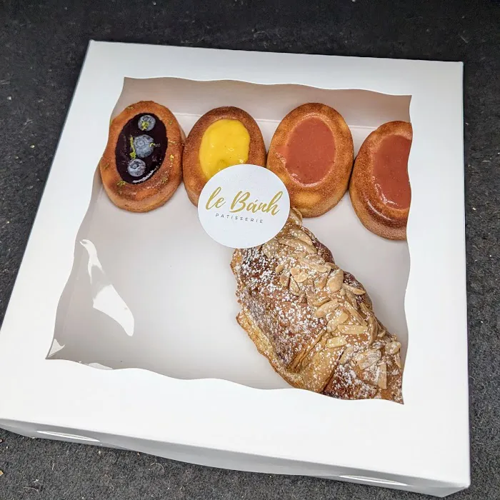 le Bánh Patisserie - Local Organic Bakery Picture 4
