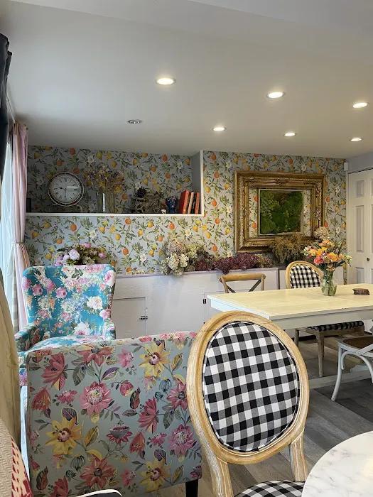 BouNom Café & Bakery Picture 6